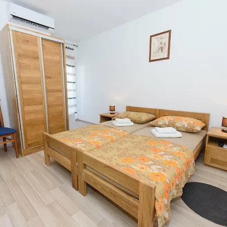 Konukevi Luxury Ivana Kastela